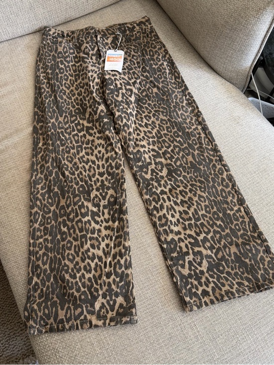 Cali1850 Denim - NWT Cheetah Print Wide Leg Jeans